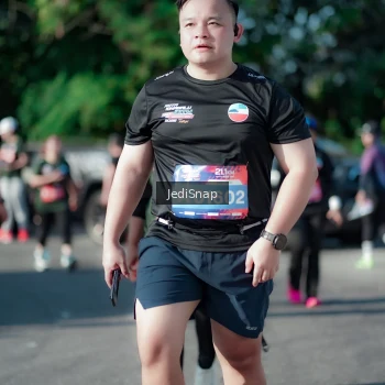 Runner Photo 3936255