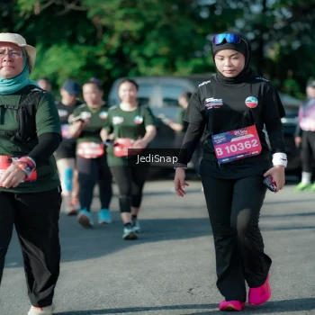 Runner Photo 3936291