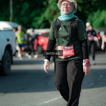 Runner Photo 3936300