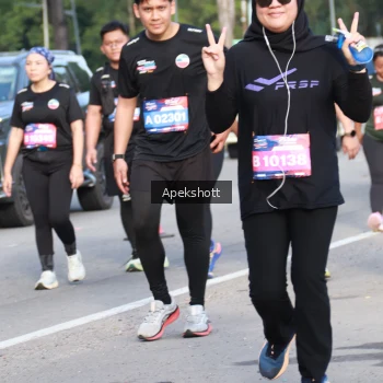 Runner Photo 3936308
