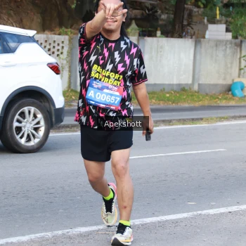 Runner Photo 3936444