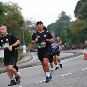 Runner Photo 3936482