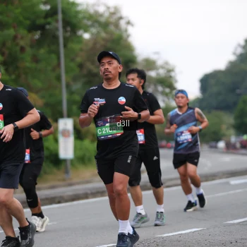 Runner Photo 3936483