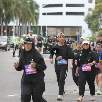 Runner Photo 3936494