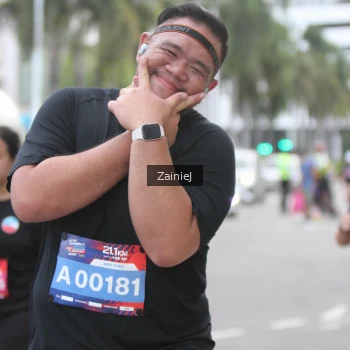 Runner Photo 3936521