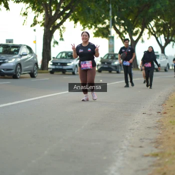 Runner Photo 3936542