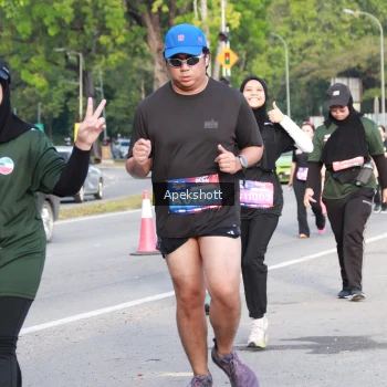 Runner Photo 3936569