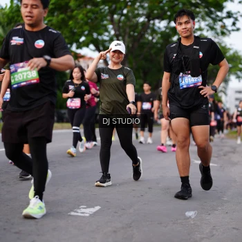 Runner Photo 3936572