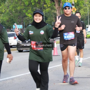 Runner Photo 3936588