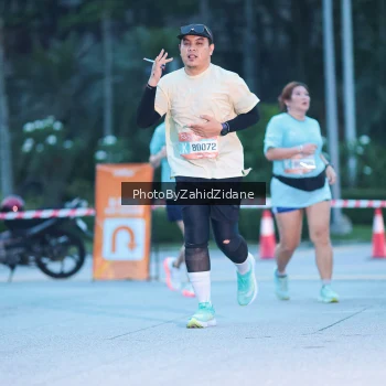 Runner Photo 3936597