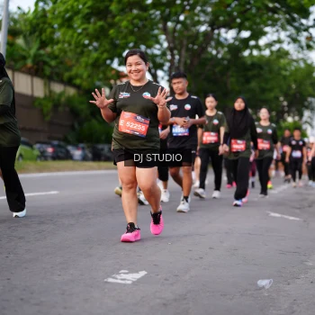 Runner Photo 3936646