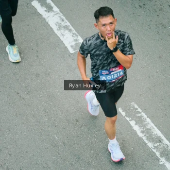 Runner Photo 3936701