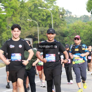 Runner Photo 3936710