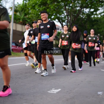 Runner Photo 3936714