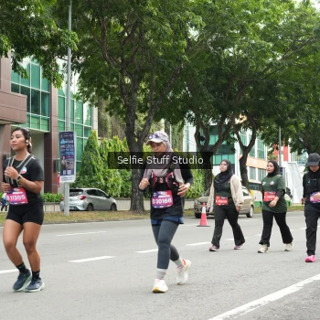 Runner Photo 3936722