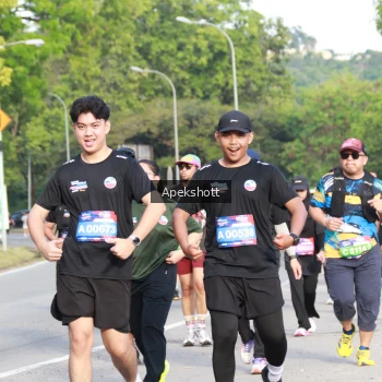 Runner Photo 3936727