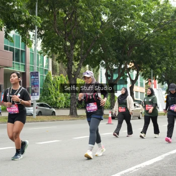 Runner Photo 3936729