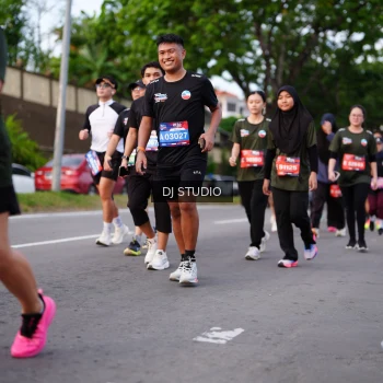 Runner Photo 3936734