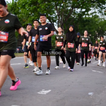 Runner Photo 3936752