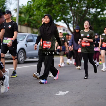 Runner Photo 3936758