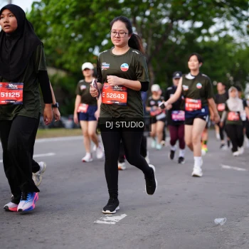 Runner Photo 3936772