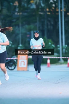 Runner Photo 3936776