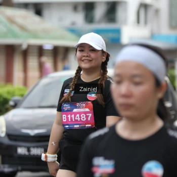 Runner Photo 3936813