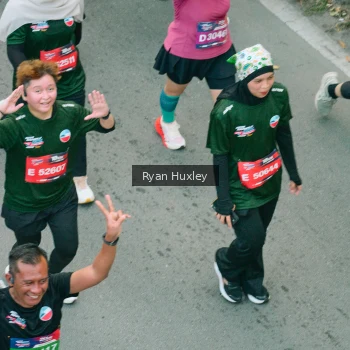 Runner Photo 3936829