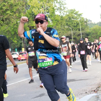 Runner Photo 3936842