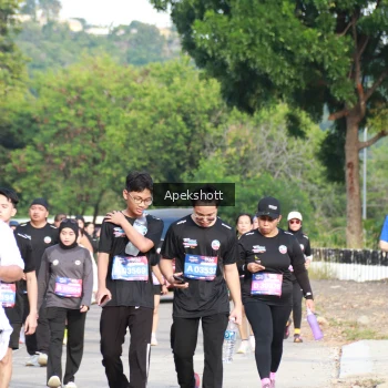 Runner Photo 3936854