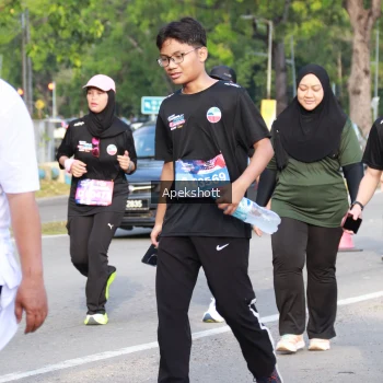 Runner Photo 3936943