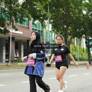 Runner Photo 3936968