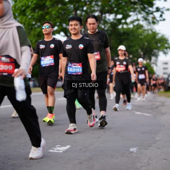 Runner Photo 3936975