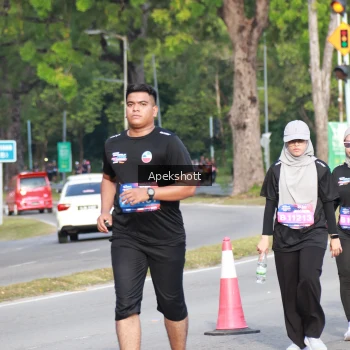 Runner Photo 3937002