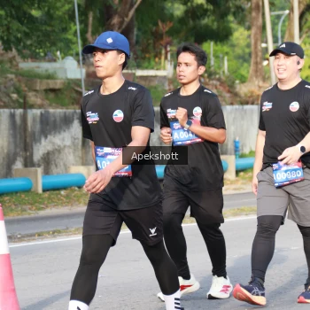 Runner Photo 3937022