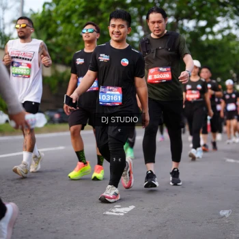 Runner Photo 3937026