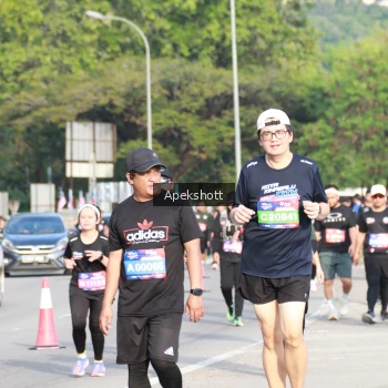 Runner Photo 3937116