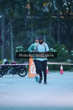 Runner Photo 3937117