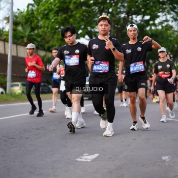 Runner Photo 3937186