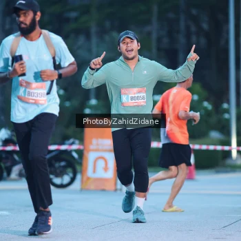 Runner Photo 3937206