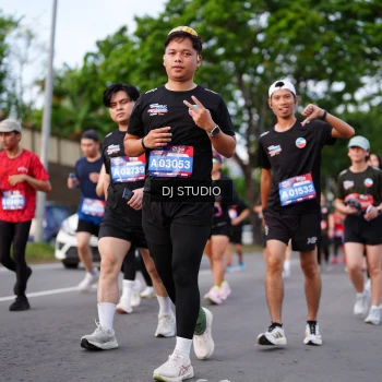 Runner Photo 3937218