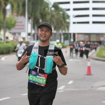 Runner Photo 3937276