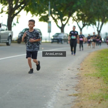 Runner Photo 3937280