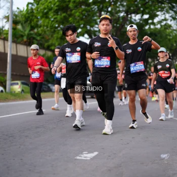 Runner Photo 3937285