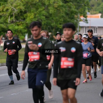 Runner Photo 3937315