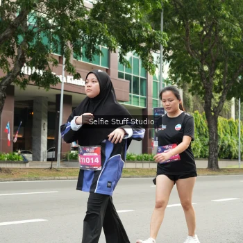 Runner Photo 3937325