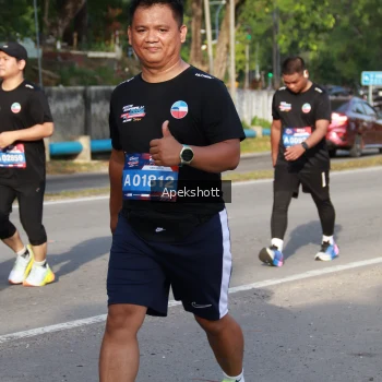 Runner Photo 3937333