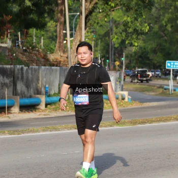 Runner Photo 3937359