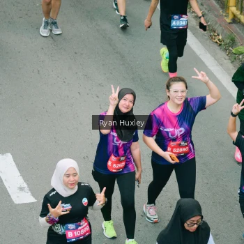 Runner Photo 3937368