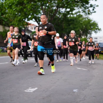Runner Photo 3937404